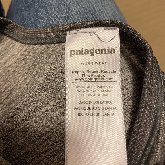 Patagonia Women’s Tank Top Large Gray Striped - Picture 5 of 8